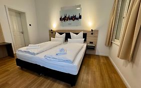 Hopfenhotel am Adenauerufer